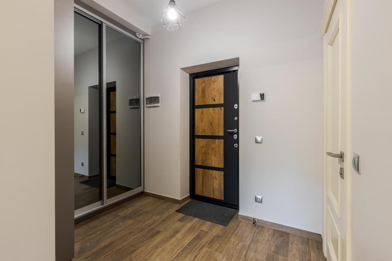Inshiapartments On Kovzhuna Str Leópolis Exterior foto