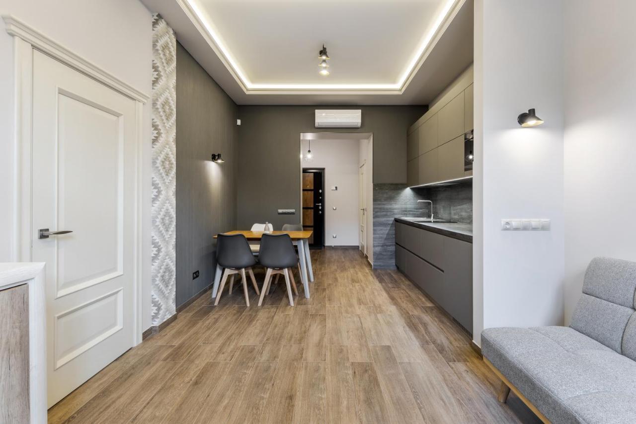 Inshiapartments On Kovzhuna Str Leópolis Exterior foto